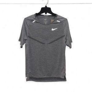 Nike Dri-FIT ADV Run Division Tech Knit Gray Running Shirt DM4753-084 Size Small